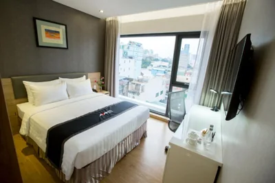 Chambre Deluxe Double avec vue sur la ville — Avanti Hotel